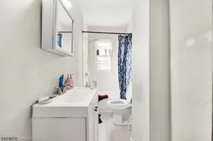 139 Fairview Ave, Prospect Park, NJ 07508 - Photo 10
