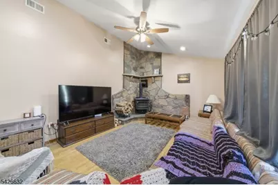 131 Califon Rd, Washington Township, NJ 07853 - Photo 10