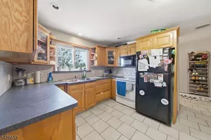 131 Califon Rd, Washington Township, NJ 07853 - Photo 6