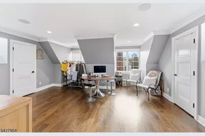 281 Beaufort Ave, Livingston, NJ 07039 - Photo 14
