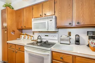 46 Watsessing Ave, Belleville, NJ 07109 - Photo 4