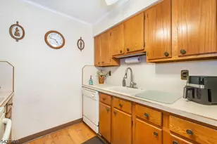 46 Watsessing Ave, Belleville, NJ 07109 - Photo 8