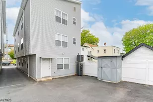 301 N 13th St, Newark, NJ 07107 - Photo 26