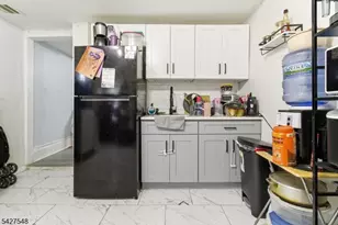 31 Hillman St, Paterson, NJ 07522 - Photo 24