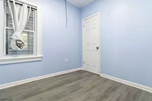 31 Hillman St, Paterson, NJ 07522 - Photo 14