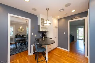 32 Yale St, Maplewood Twp., NJ 07040 - Photo 14