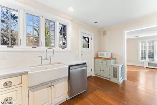 57 Pomander Walk, Ridgewood, NJ 07450 - Photo 6