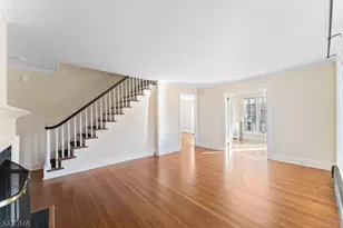 57 Pomander Walk, Ridgewood, NJ 07450 - Photo 4