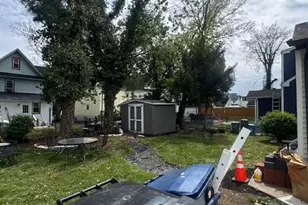 646 E 6th St, Plainfield, NJ 07060 - Photo 2