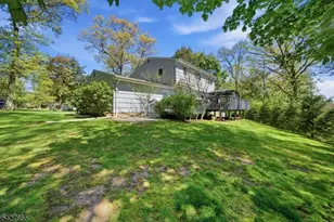 21 Robin Hood Rd, Parsippany, NJ 07950 - Photo 34
