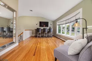 19 Harwood Pl, Wayne, NJ 07470 - Photo 14
