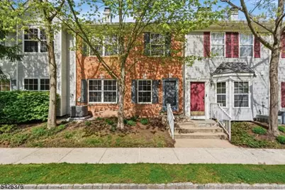 2063 Drake Ct, Mahwah Twp., NJ 07430 - Photo 1