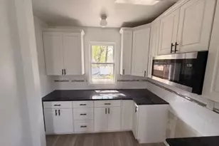 392 14th Ave, Irvington, NJ 07111 - Photo 2