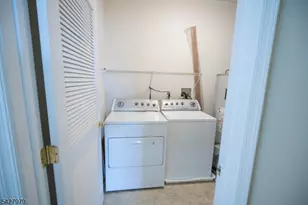 1012 Cunningham Ct, Belleville, NJ 07109 - Photo 48