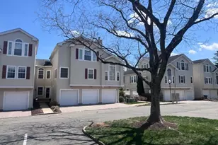 66 Witherspoon Ct, Morris Township, NJ 07960 - Photo 2