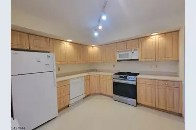 29D Concord R #D, West Milford, NJ 07480 - Photo 10