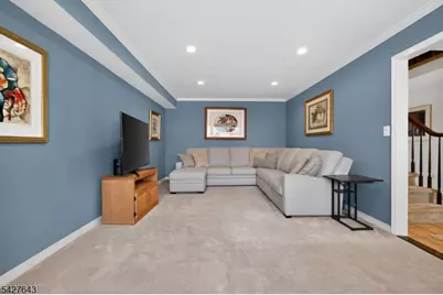 8 Lee Ct, Mount Olive, NJ 07836 - Photo 6