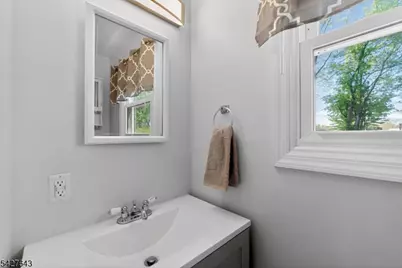 8 Lee Ct, Mount Olive, NJ 07836 - Photo 16