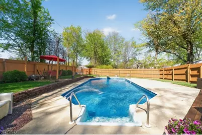 8 Lee Ct, Mount Olive, NJ 07836 - Photo 34