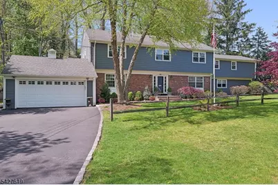 44 Londonderry Way, Summit, NJ 07901 - Photo 1