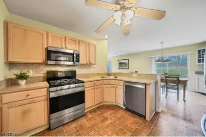 110 Connelly Ave, Mount Olive, NJ 07828 - Photo 12