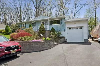 77 Brooklyn Rd, Stanhope, NJ 07874 - Photo 20