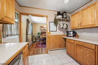 77 Brooklyn Rd, Stanhope, NJ 07874 - Photo 4