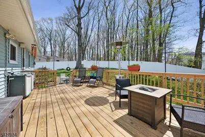 77 Brooklyn Rd, Stanhope, NJ 07874 - Photo 14