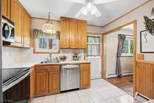 77 Brooklyn Rd, Stanhope, NJ 07874 - Photo 2