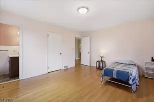 9 Henderson Hill Rd, Union Township, NJ 08827 - Photo 16