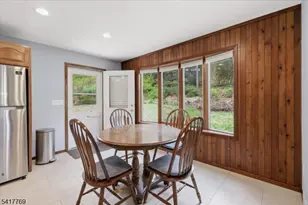 9 Henderson Hill Rd, Union Township, NJ 08827 - Photo 12