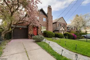 16 Summit Rd, Clifton, NJ 07012 - Photo 2