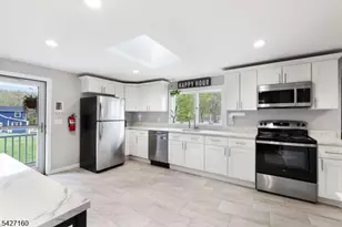 290 Schooleys Mountain Rd, Washington Township, NJ 07853 - Photo 2