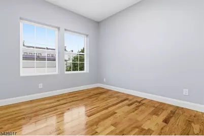 510 S 15th St, Newark, NJ 07103 - Photo 32