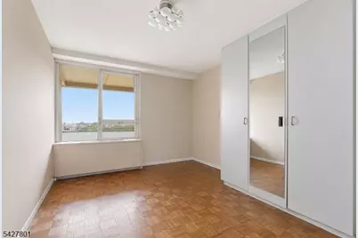 2 Horizon Road, Fort Lee, NJ 07024 - Photo 16