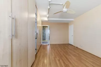 2 Horizon Road, Fort Lee, NJ 07024 - Photo 14