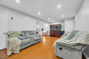 109 Bond St, Bridgewater, NJ 08807 - Photo 28