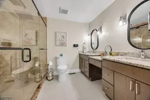 109 Bond St, Bridgewater, NJ 08807 - Photo 20