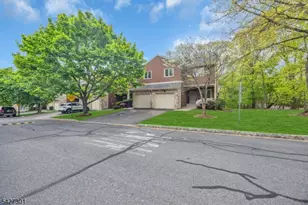 109 Bond St, Bridgewater, NJ 08807 - Photo 4