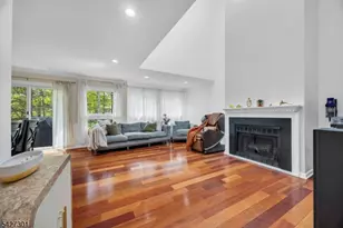 109 Bond St, Bridgewater, NJ 08807 - Photo 36
