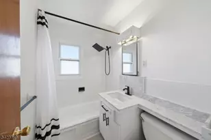105 N 13th St, Kenilworth, NJ 07033 - Photo 12