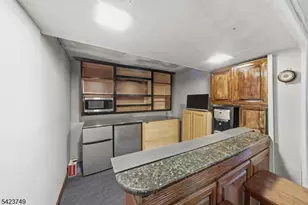 105 N 13th St, Kenilworth, NJ 07033 - Photo 24