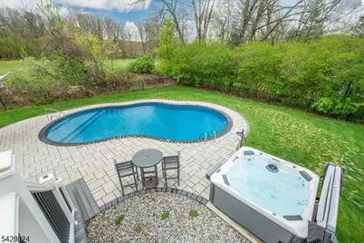 15 Windsor Dr, Jefferson Township, NJ 07438 - Photo 42