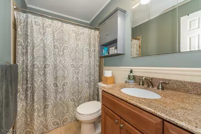 15 Windsor Dr, Jefferson Township, NJ 07438 - Photo 18