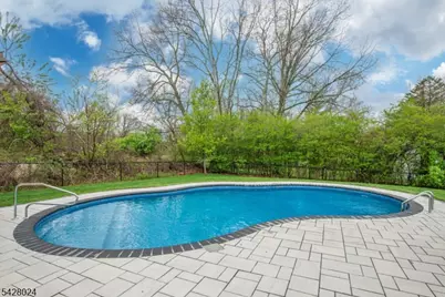 15 Windsor Dr, Jefferson Township, NJ 07438 - Photo 28