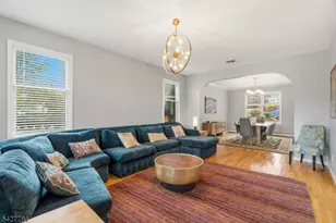 20 Greenbriar Ct, Boonton Town, NJ 07005 - Photo 2