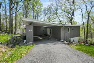 11 Bott Ln, Montville Township, NJ 07082 - Photo 22