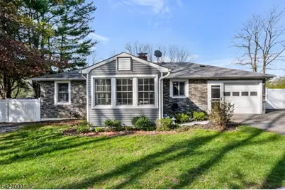 54 Academy Ln, Chester, NJ 07930 - Photo 2