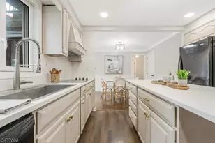 54 Academy Ln, Chester, NJ 07930 - Photo 8