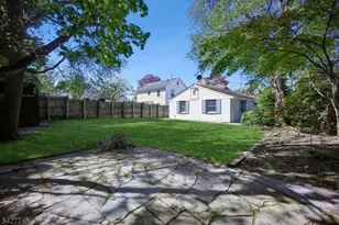 32 Center St, Bernardsville, NJ 07924 - Photo 24